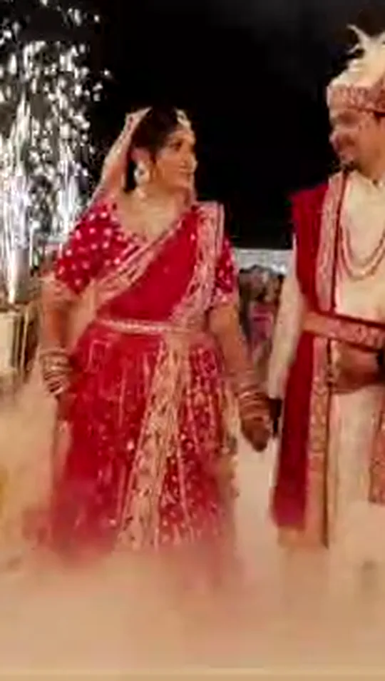 Grand Couple Entry with Cold Pyros